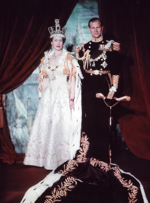 Elizabeth_II_&amp;_Philip_after_Coronation